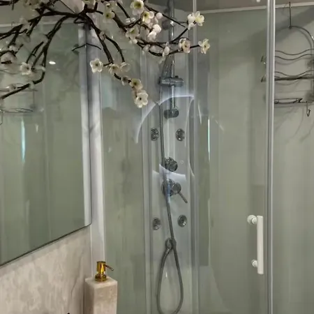 דירה Near Monaco - Sea View - Sleeps 2 - Pets - Parking באיון